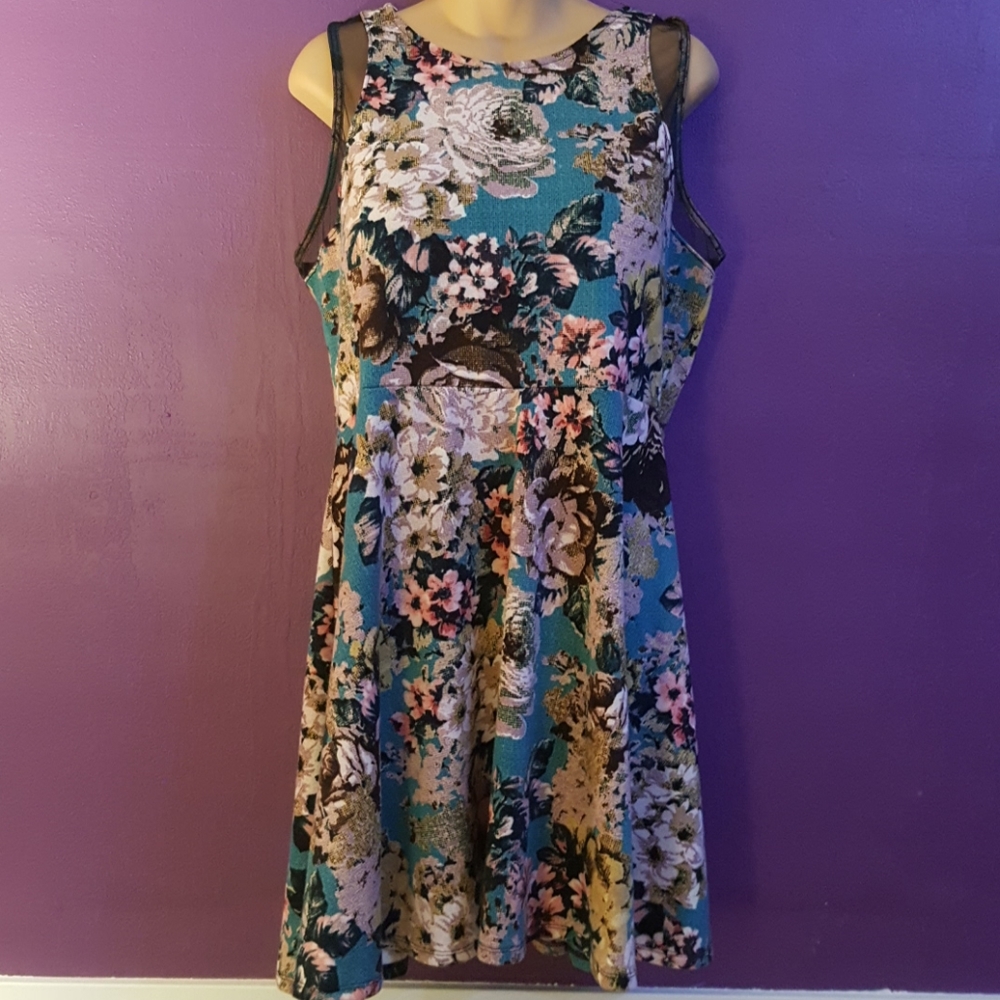 Vintage Floral Print Skater Dress - Picture 4 of 7